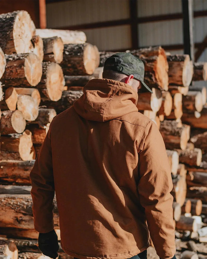 JAQUETA MASCULINA COM CAPUZ E FORRO DE SHERPA