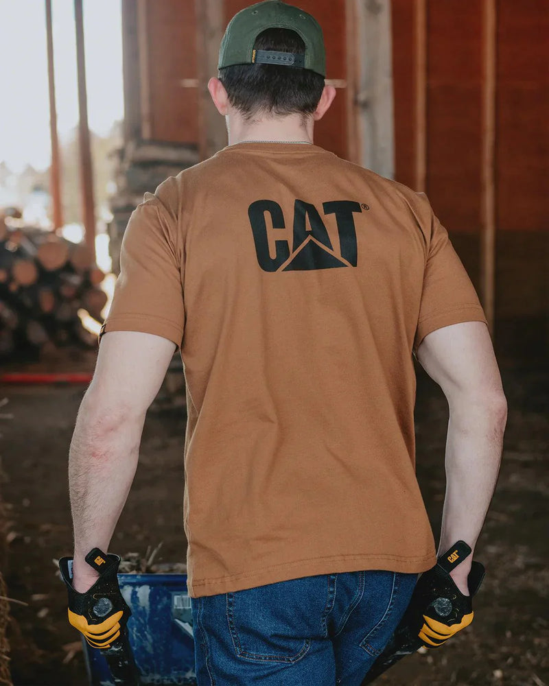 CAMISETA CLÁSSICA MASCULINA COM LOGO E BOLSO
