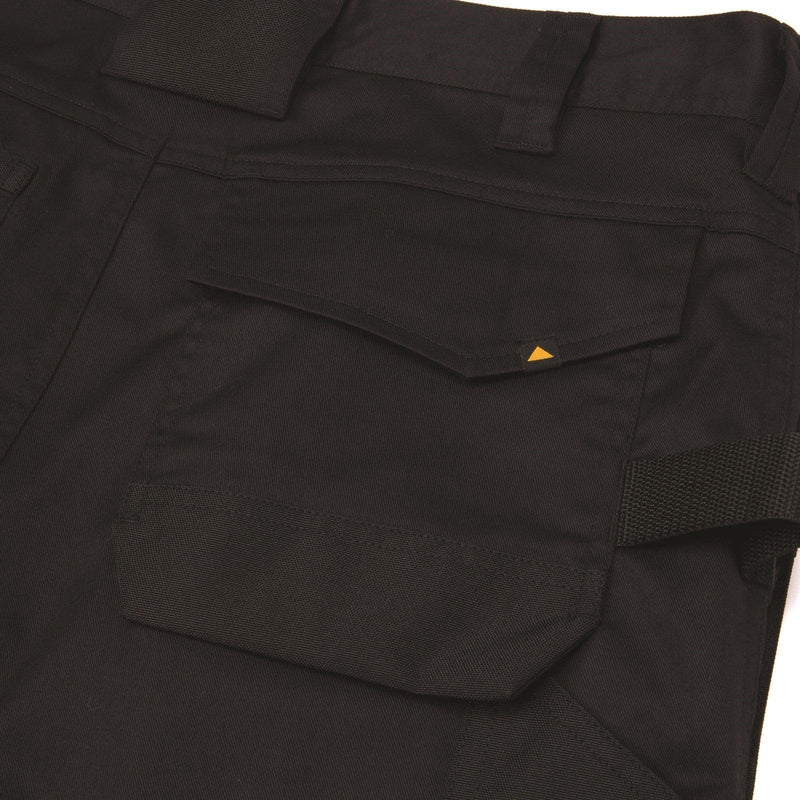 Shorts Essentials de Stretch com Bolsos  Preto